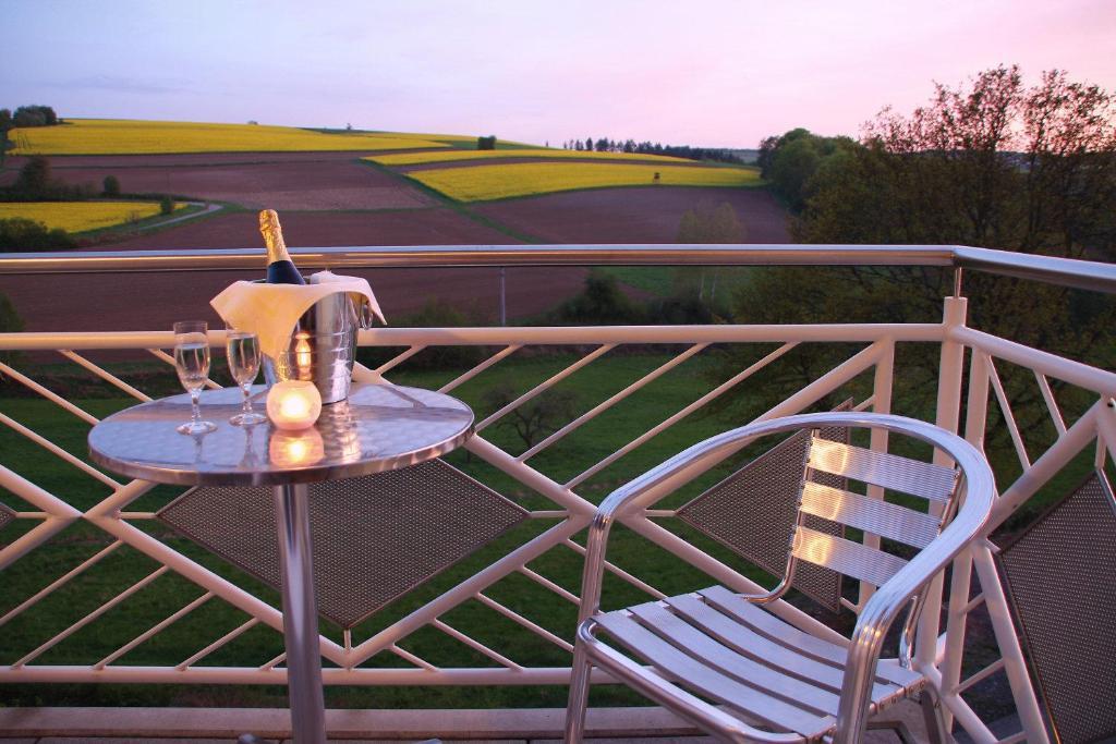 Zur Morschbach Hotel Altlay ภายนอก รูปภาพ